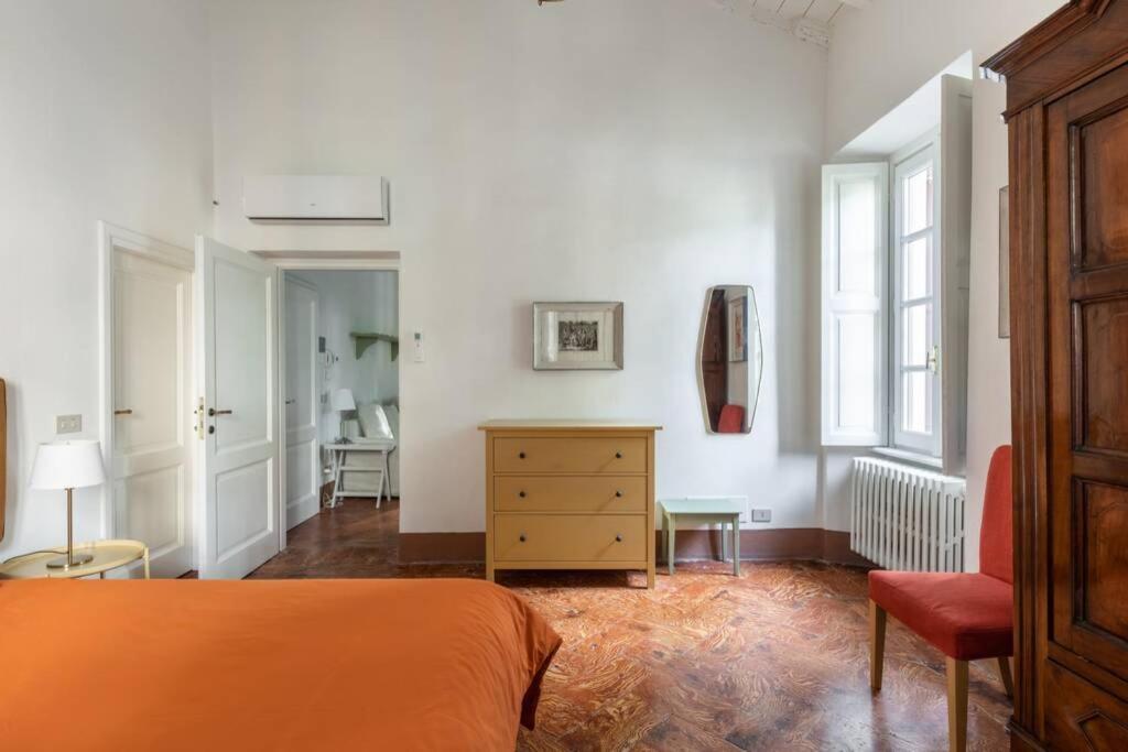 Bilocale nel Parco di Villa Erba Cernobbio Esterno foto